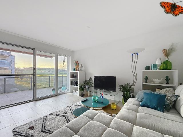 3½ ZIMMER WOHNUNG – Mit grosser Loggia!