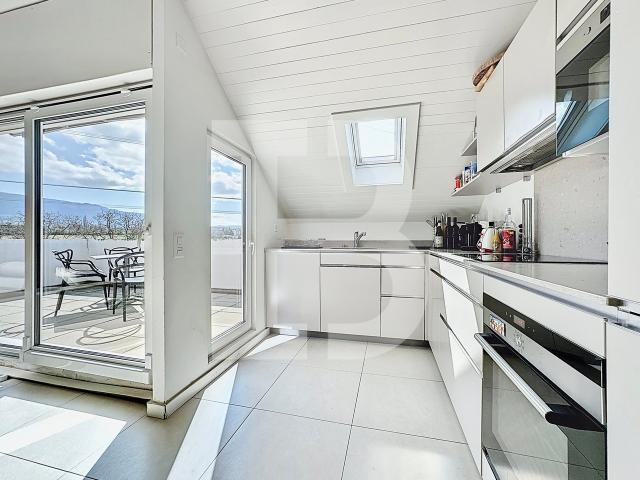 3 Zimmer Penthouse mit Aussicht 1 Schlafzimmer 1 Zwischengeschoss 2 Terrassen