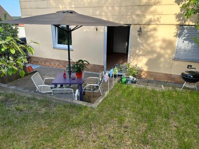 3 Zimmerwohnung ca. 78 m² mit Terrasse, Garten, Keller, Garage