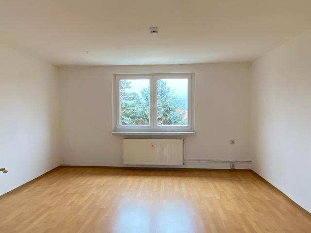 3 Zimmerwohnung für die Selbstnutzung: gut geschnitten, ruhiges Umfeld. Ohne Käuferprovision