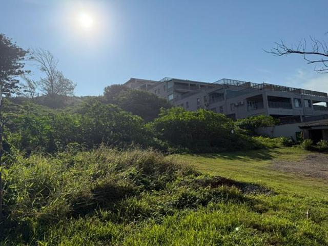 3 072 m² Land available in La Mercy