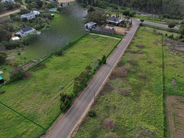 3 000 m² Land available in Napier