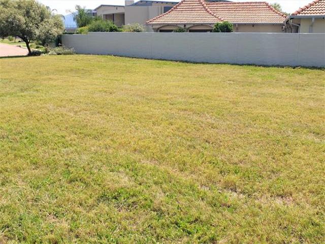 3 006 m² Land available in The Island Estates