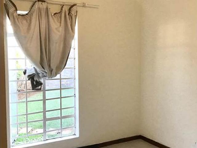 3.0 bed property to rent in moreleta park