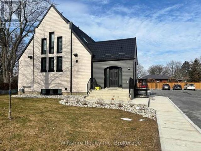 3 14 Glendale Drive, Tillsonburg, ON, N4G 1J2 townhouse for lease | Listing ID X13611 | Royal LePage