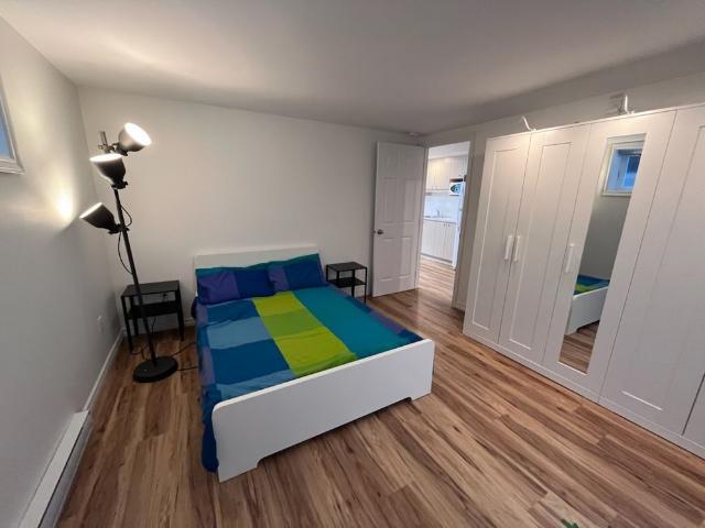 3 1/2 Meublé, électricité Inclus