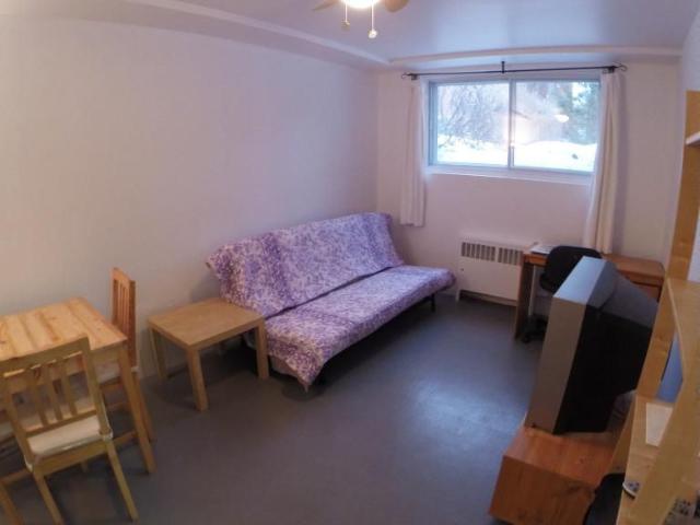 3 1/2 Montréal Côte des Neiges 1 200 $/mois