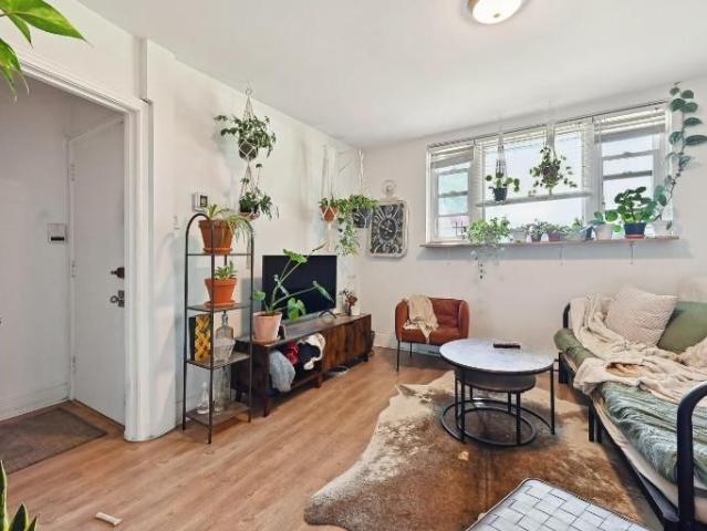 3 1/2 Montréal La Petite Patrie 1 050 $/mois