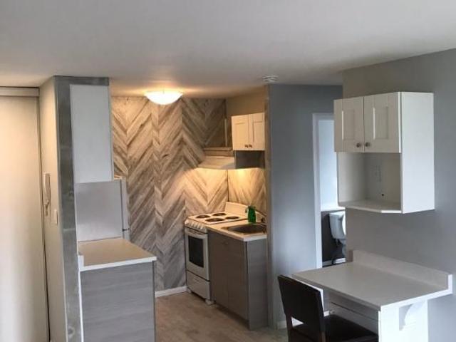 3 1/2 condo style