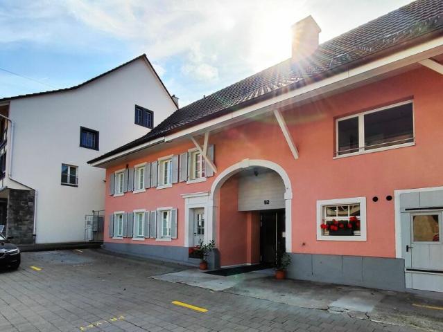 3 1/2 Zimmer Wohnung im 1. OG