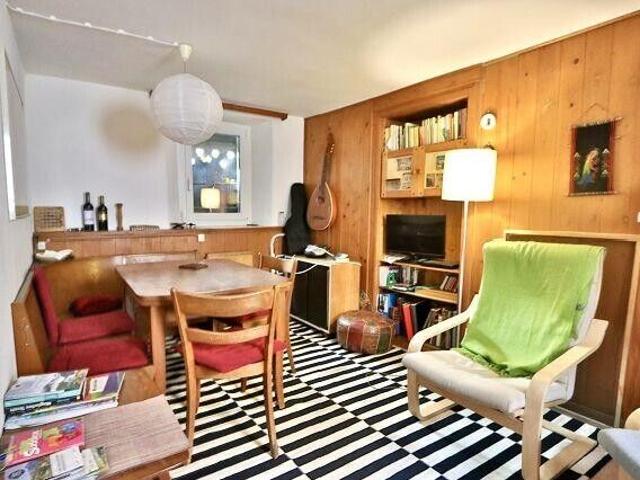 3 1/2. Zimmer Dorfhaus / 3 1/2 room house in the core | dreamo. Ch