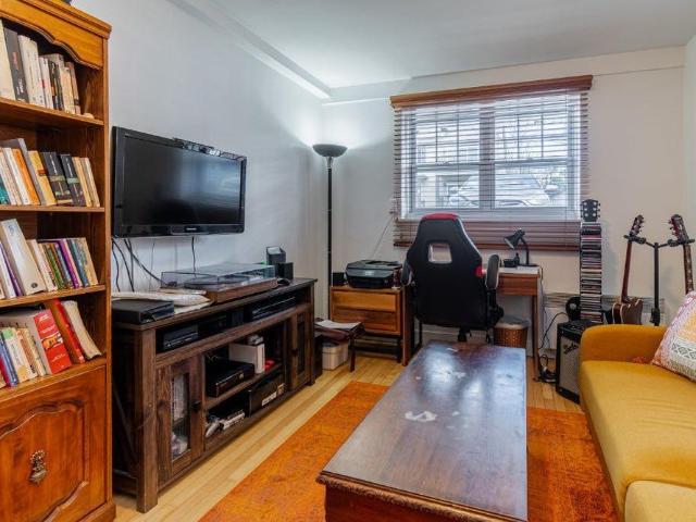3 1/2, 1er JUILLET, Sainte Foy / Quatre bourgeois, Électro INCLUS