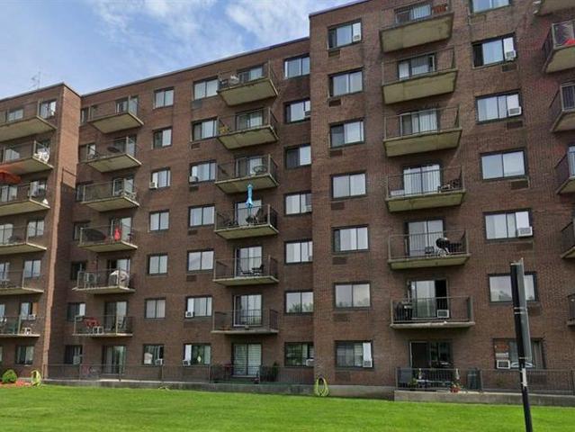 3 1/2 2700 Thiemens, Montréal