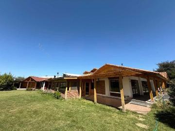 $ 3.200.000 Casa en Arriendo en Buín 5 dormitorios 4 baños / Kutt Property