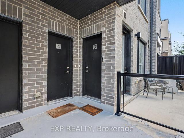 3 3425 Ridgeway Drive, Mississauga | 2Beds/3Bath, Townhouse, $619,000 | Condos. Ca
