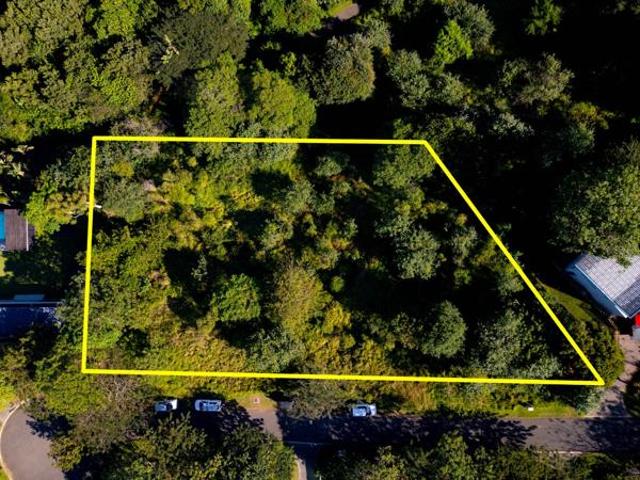 3 322 m² Land available in Simbithi Estate