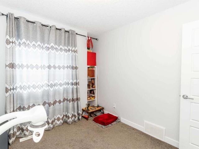 3 3305 Orchards LI SW, Edmonton, AB T6X 2H1 Townhouse For Sale | RE/MAX | E4472