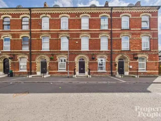 3, 3, Kinnaird Terrace
