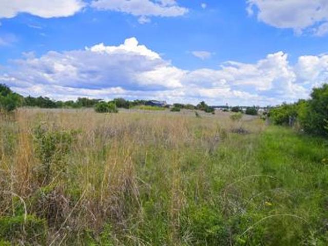 3.3 ha Land available in Vaal Marina