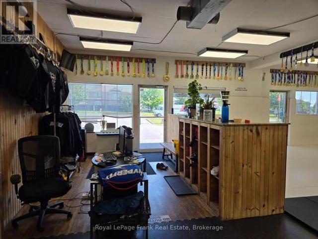 3 4 1160 Simcoe Street S, Oshawa Lakeview, ON, L1H 5L8 commercial for lease | Listing ID E13568 | Royal LePage