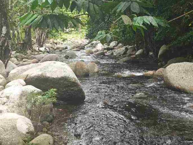 3.4 Ekar Tanah dan Sungai Berjeram Tanjung Malim