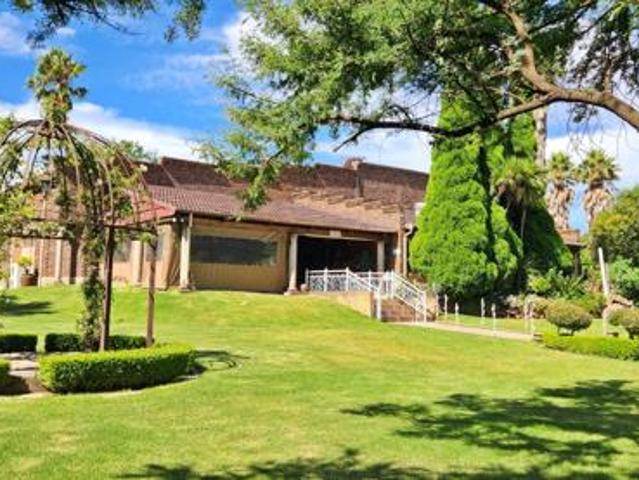 3.4 ha Land available in Bankenveld