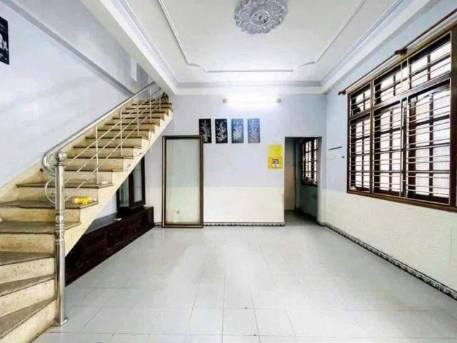 3.55 tỷ cạnh MT Hải Phòng, Ô tô đỗ, 100m ra Aeonmall, 38.5m2, 3 tầng, 3PN