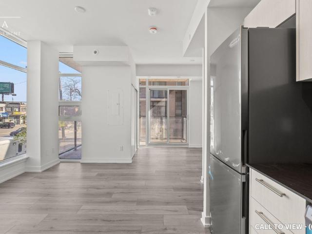 3 58 861 Sheppard Ave W, North York, Ontario M3H 0G2 BEAUTIFUL STUDIO APARTMENT WITH STUNNING CITY AND CONSERVATION VIEWS [object Promise] for Rent