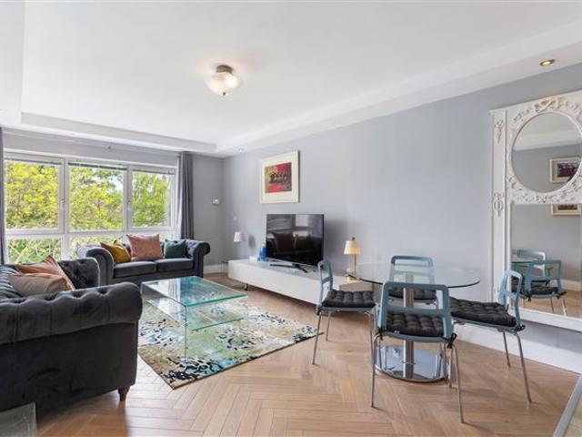 3,500 / month | Apartment, Shrewsbury Square, Sandymount, Dublin 4 Sherry FitzGerald Lettings Sheehy 4930 MyHome. Ie Lettings