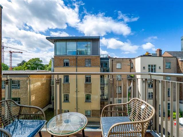 3,500 / month | Shelbourne Court, Shelbourne Road, Ballsbridge, Dublin 4 Sherry FitzGerald Lettings Sheehy 4999 MyHome. Ie Lettings