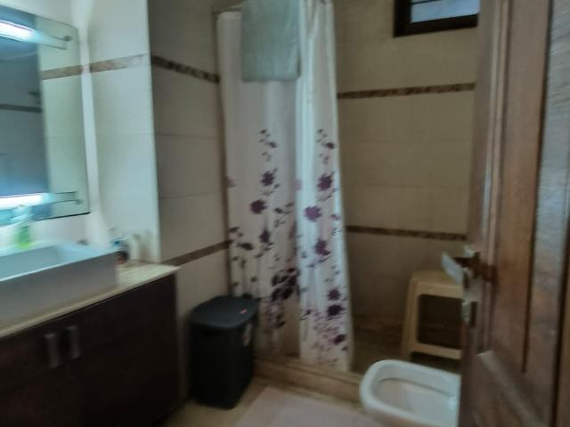 3.5 Bedroom 1500 Sq.Ft. Builder Floor in Chittaranjan Park Delhi Listing ID: #10334