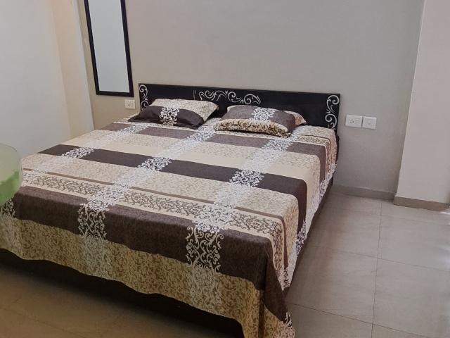 3.5 Bedroom 200 Sq.Yd. Builder Floor in B Block Lohia Nagar Ghaziabad Listing ID: #9411
