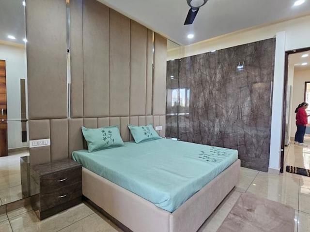 3.5 Bedroom 2090 Sq.Ft. Apartment in Sector 10a Gurgaon Listing ID: #10396