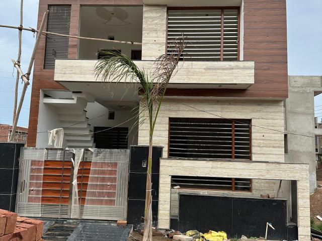 3.5 Bedroom 2198 Sq.Ft. Apartment in Kharar Road Mohali Listing ID: #9905