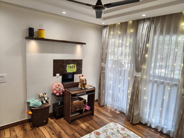 3.5 Bedroom 2200 Sq.Ft. Apartment in Sector 12 Dwarka Delhi Listing ID: #10249