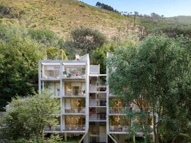 3.5 Bedroom Apartment in Gardens