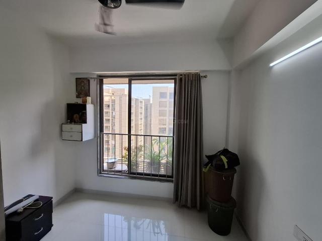 3.5 BHK Apartment in Vaishno Devi Circle for rent Ahmedabad. The reference number is 20011449