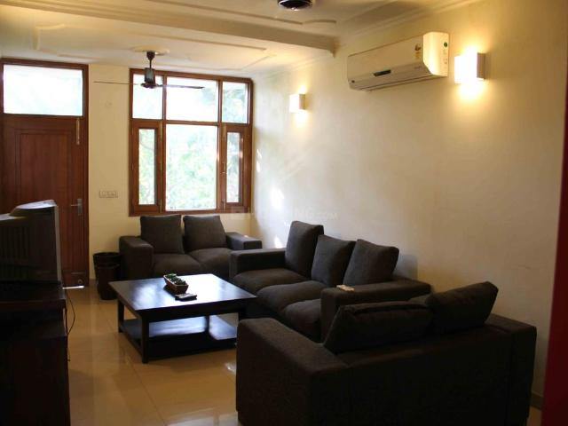 3.5 BHK Apartment in Vasant Kunj for rent New Delhi. The reference number is 20355338