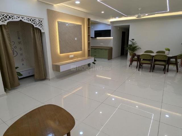 3.5 BHK Apartment in Vasna for rent Vadodara. The reference number is 16014101