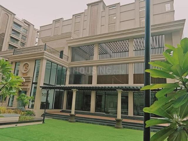 3.5 BHK Apartment in Viman Nagar for resale Pune. The reference number is 17981834