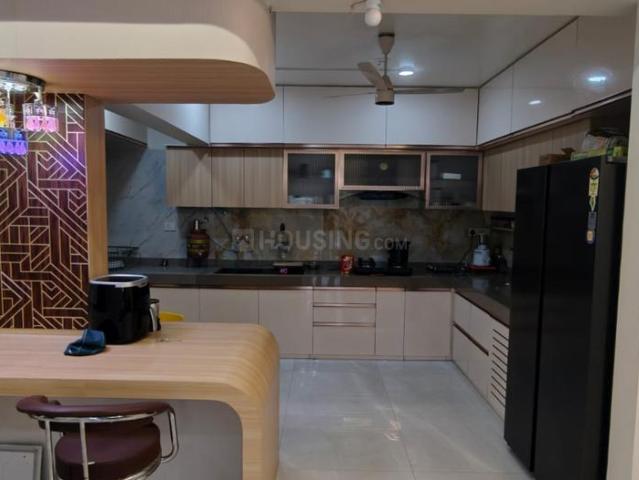 3.5 BHK Apartment in Viman Nagar for resale Pune. The reference number is 20200892