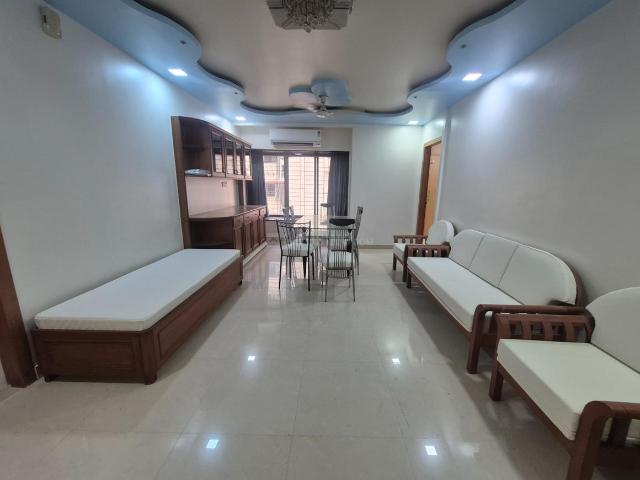 3.5 BHK Apartment in Vile Parle East for rent Mumbai. The reference number is 20245038