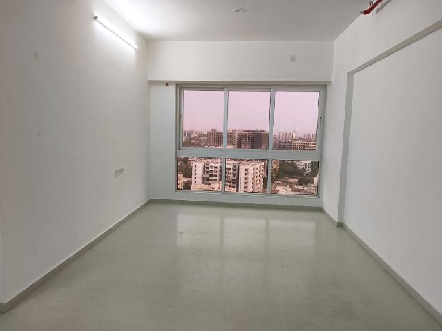 3.5 BHK Apartment in Vile Parle West for resale Mumbai. The reference number is 16504397
