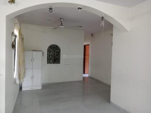 3.5 BHK Apartment in Vile Parle West for rent Mumbai. The reference number is 20681253