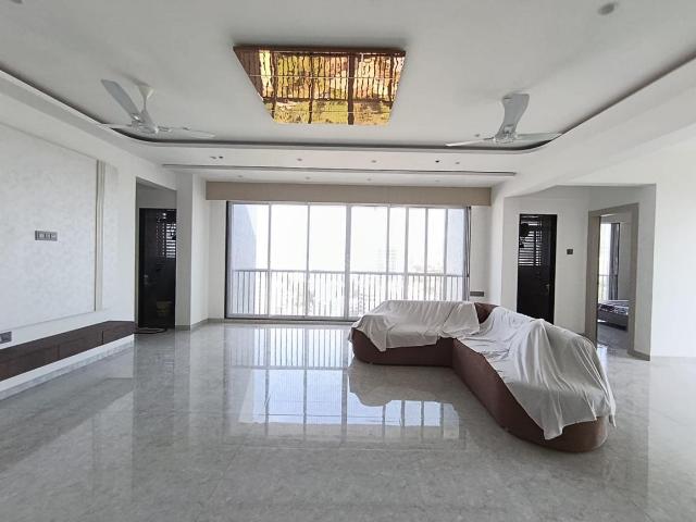 3.5 BHK Apartment in Borivali West for rent Mumbai. The reference number is 20375299