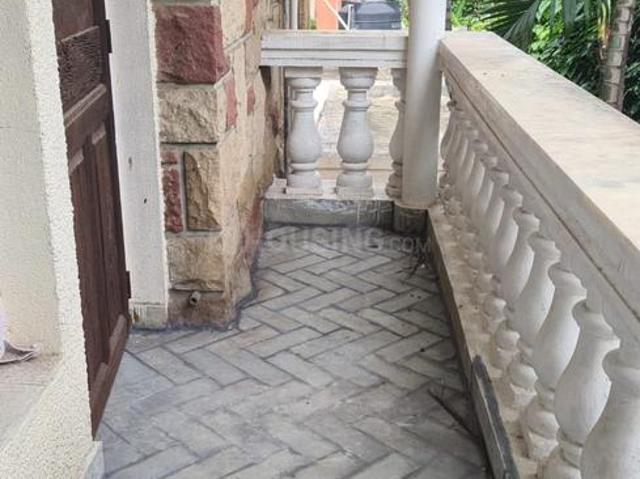 3.5 BHK Apartment in Ghorpadi for rent Pune. The reference number is 20168057