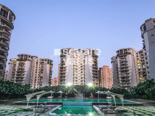 3.5 BHK Apartment in Gomti Nagar for resale Lucknow. The reference number is 20653921