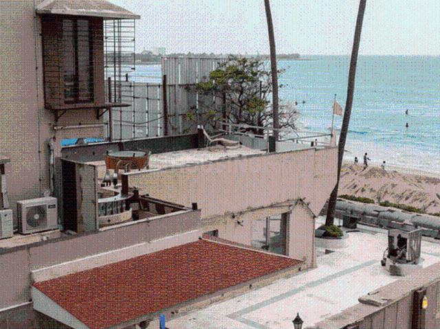 3.5 BHK Apartment in Juhu for rent Mumbai. The reference number is 20700200