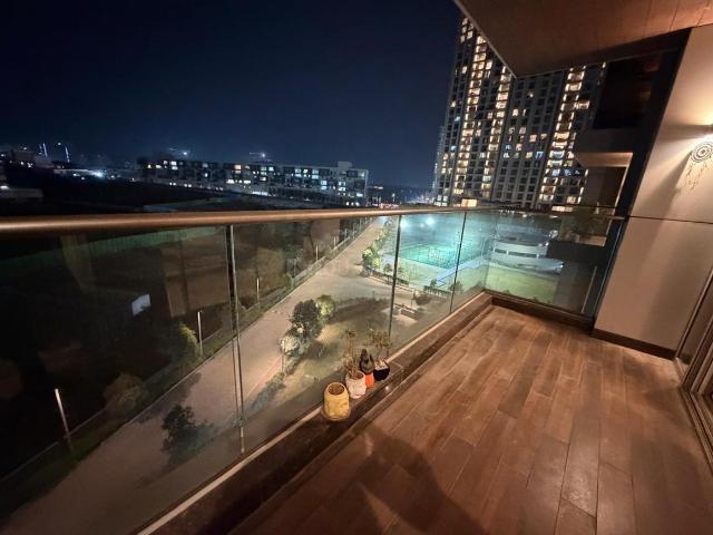 3.5 BHK Apartment in Kharadi for rent Pune. The reference number is 20339250