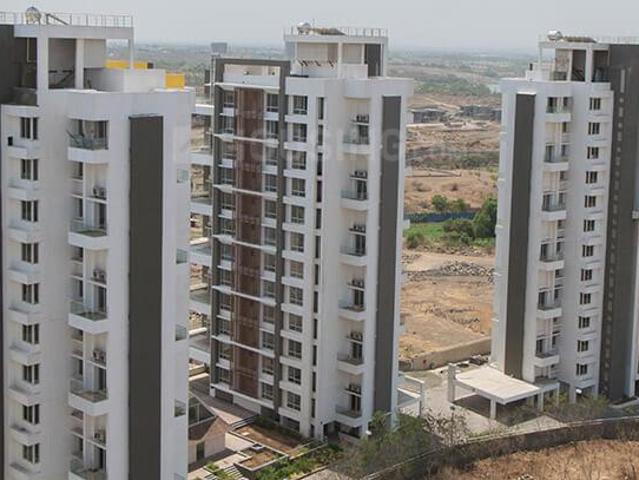 3.5 BHK Apartment in Kharadi for resale Pune. The reference number is 19999670